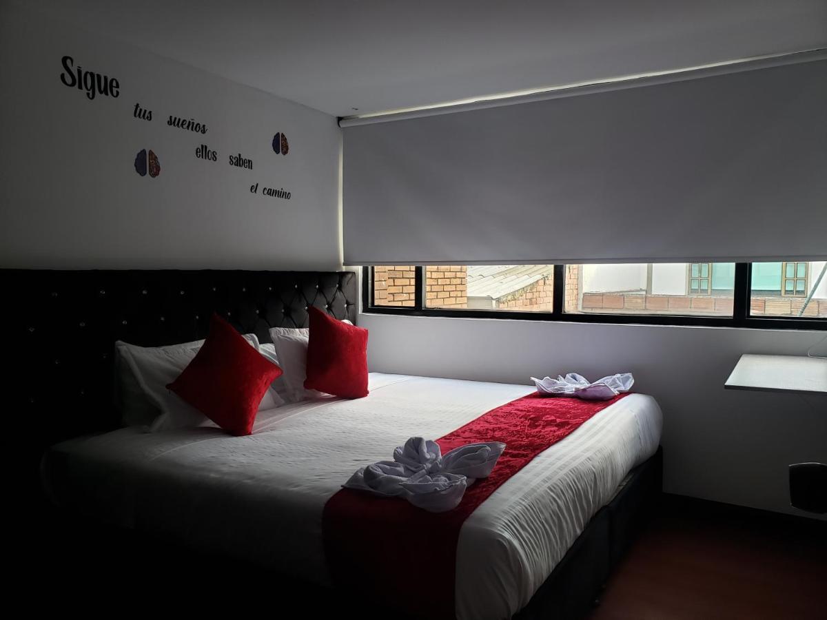 Aw Hotel American Travel โบโกตา ภายนอก รูปภาพ