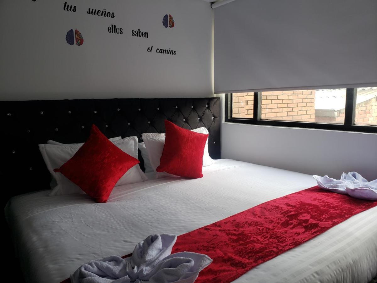 Aw Hotel American Travel โบโกตา ภายนอก รูปภาพ